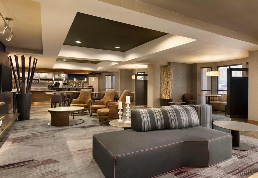 Courtyard By Marriott Bloomington Normal Hotel Bagian luar foto