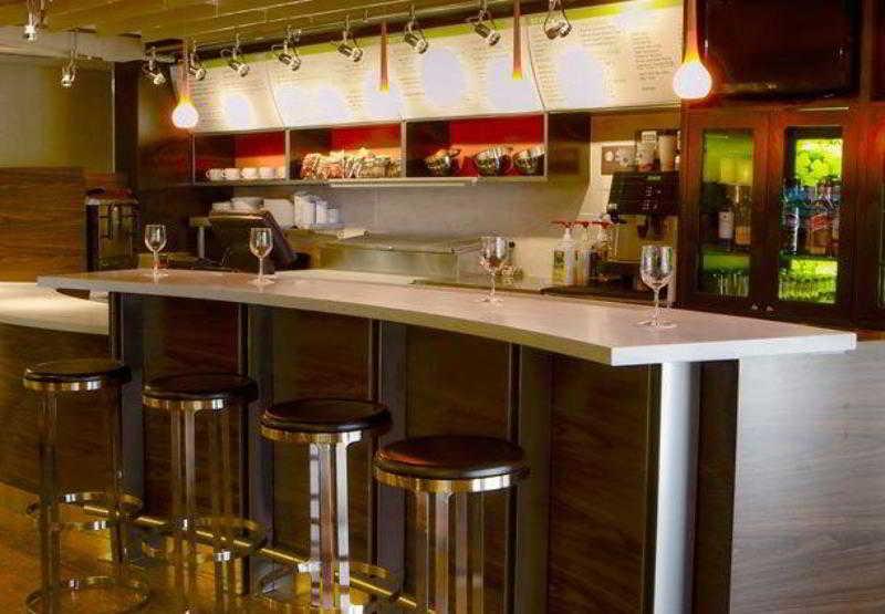 Courtyard By Marriott Bloomington Normal Hotel Restoran foto